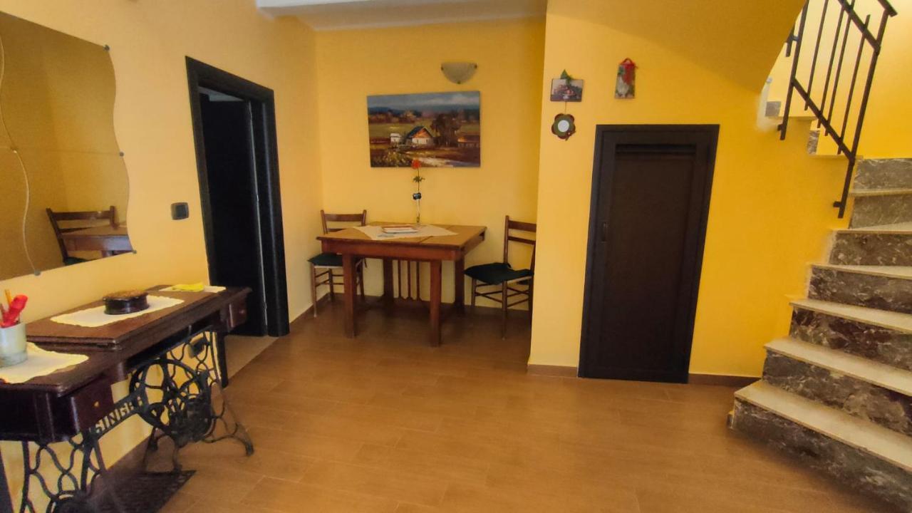 Villa Casa Soprano Da Anita à Messine Extérieur photo